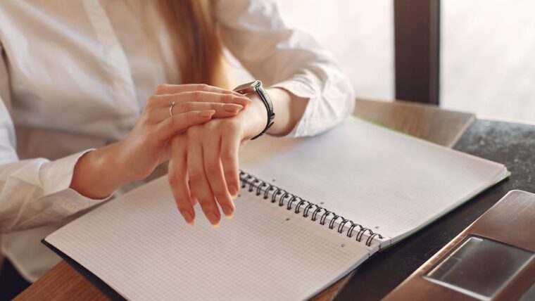 6 maneiras que IA pode duplicar seu tempo produtivo